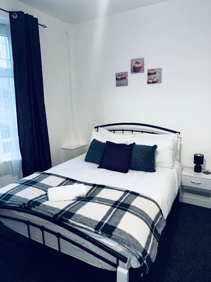 Stylish Town House - Modern Double Room - 1 Coventry Exteriér fotografie